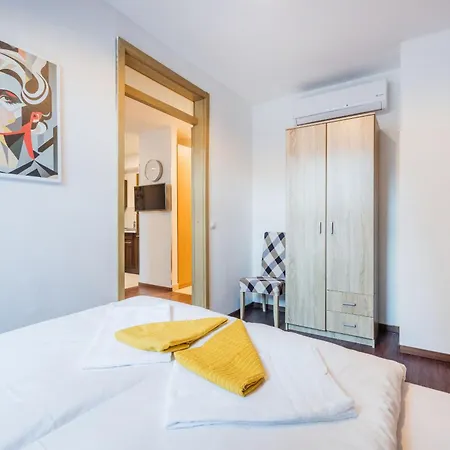 Downtown Rooftop Apartment Budapest Exterior photo