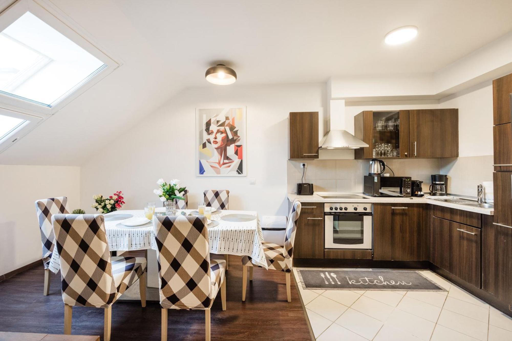 Apartment Downtown Rooftop Budapest